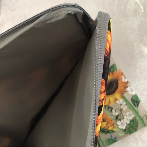Sunflower Floral Pattern Fabric Laptop Sleeve Soft Computer Case NEW - Picture 7 of 9